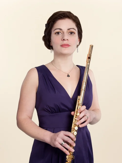 Meet Erin Lesser